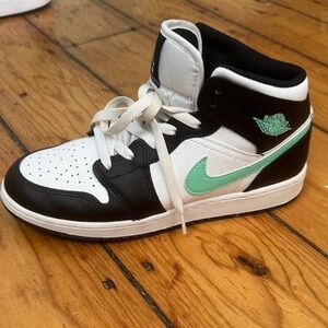 Nike Kids' Black, White, and Mint Sneakers